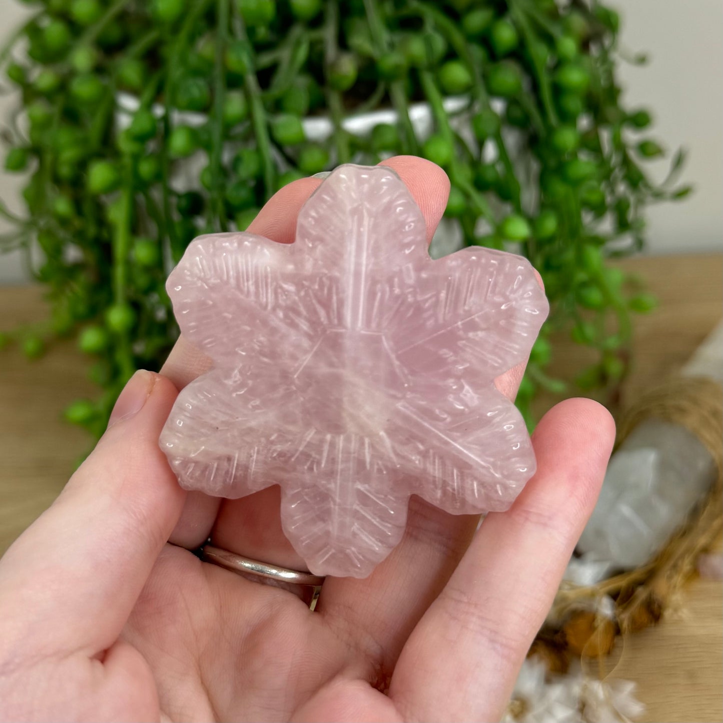 Rose Quartz Snowflake (G307)