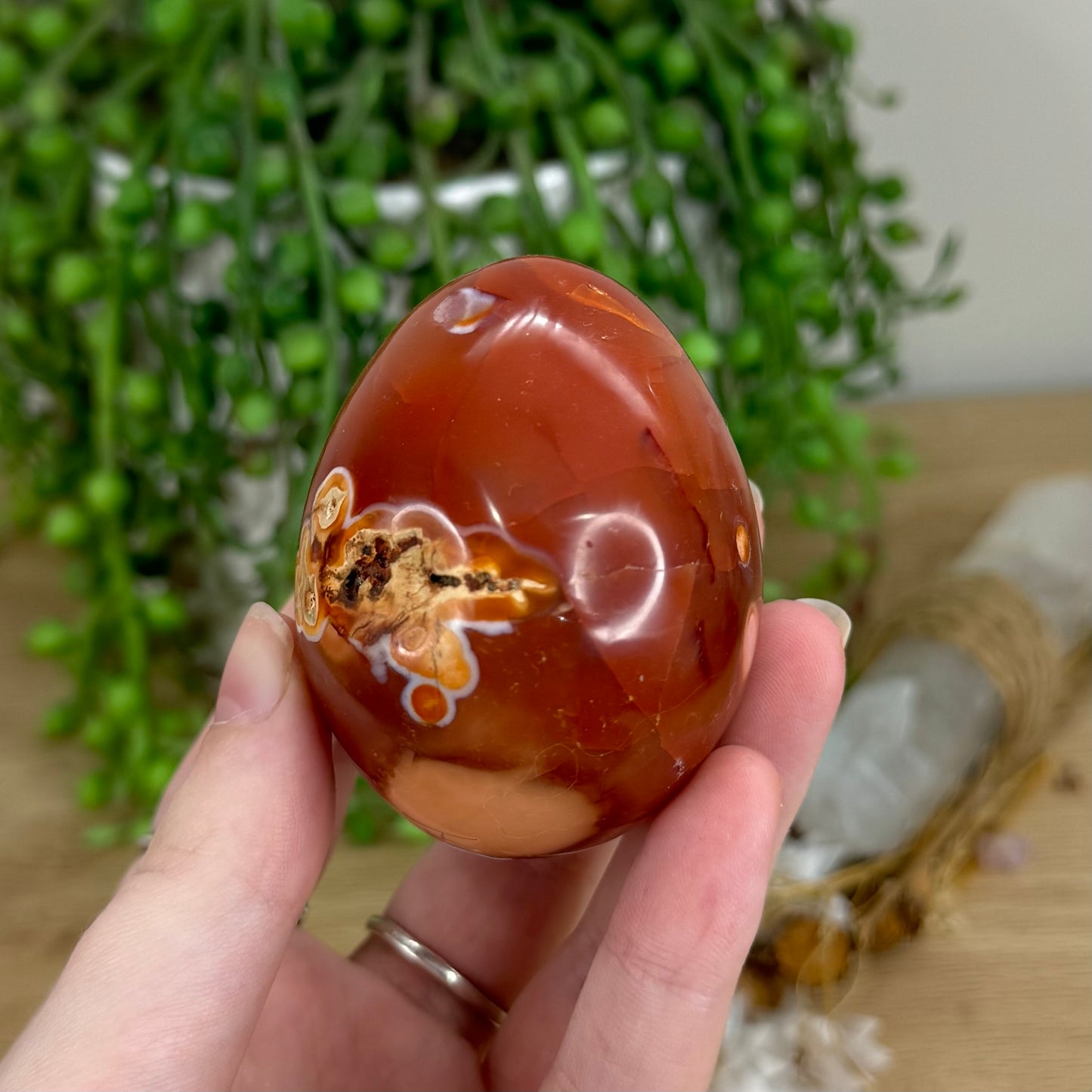 Carnelian Egg (K356)