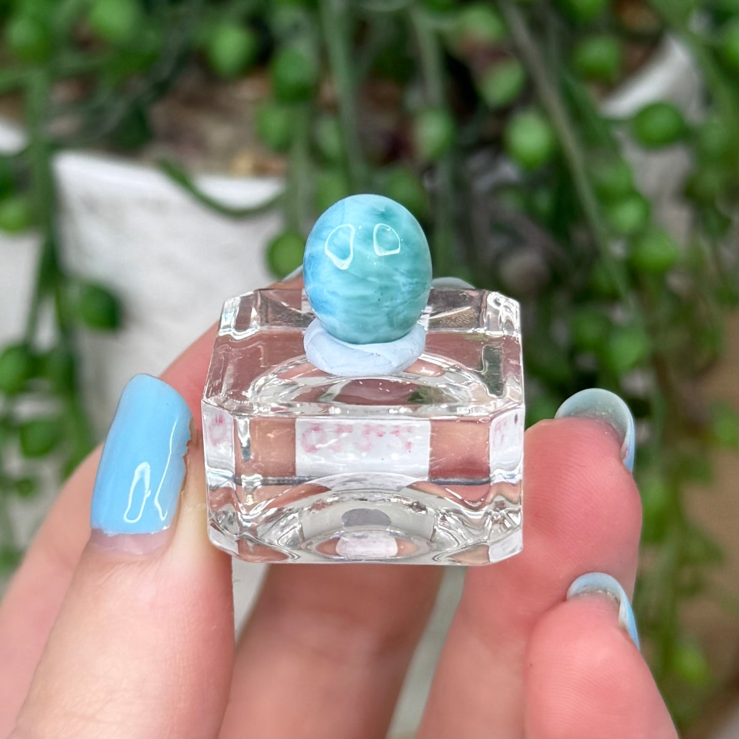Larimar Cabochon On Stand (Z220)