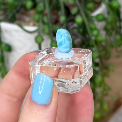 Larimar Cabochon On Stand (Z220)