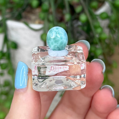 Larimar Cabochon On Stand (Z219)