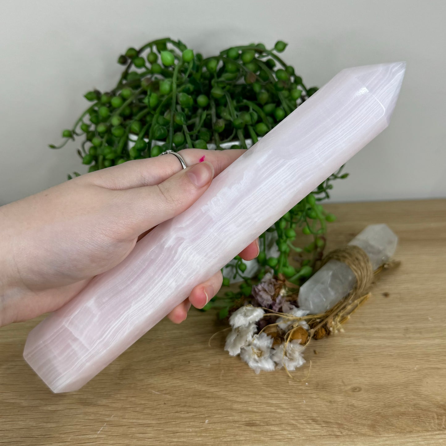 Pink Mangano Calcite Tower (O974)