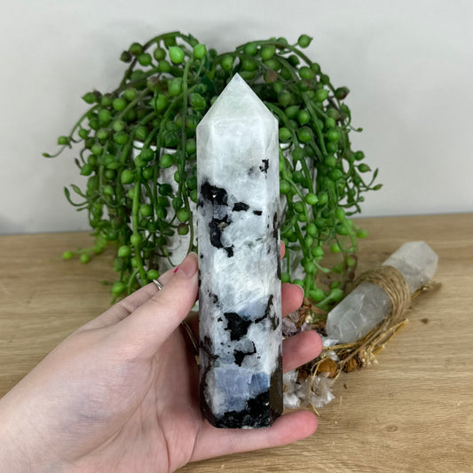 Rainbow Moonstone Tower (O965)