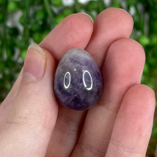 Dream Amethyst Tiny Egg