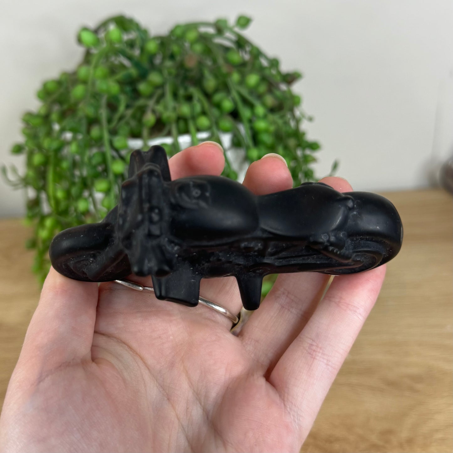 Black Obsidian Motorbike (P93)