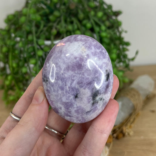 Lepidolite Palm Stone (P47)