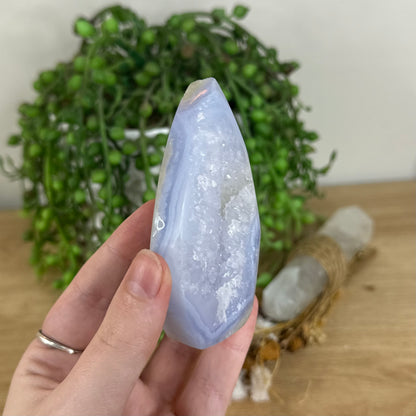 Blue Lace Agate Arch Free Form (P67)