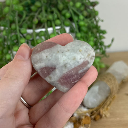 Pink Tourmaline Heart (P137)