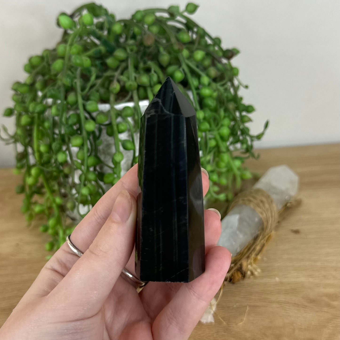 Blue Tiger Eye Point (P172)