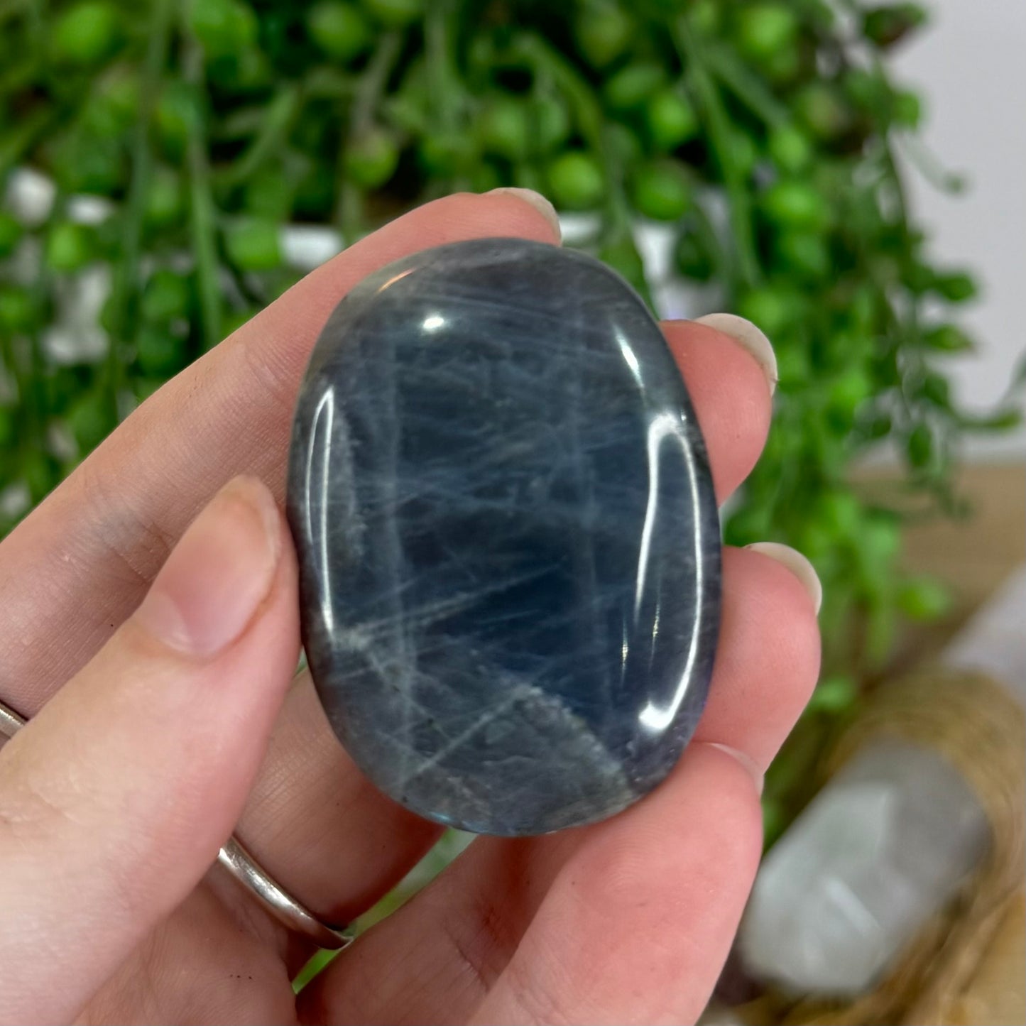 Labradorite Palm Stone (P189)