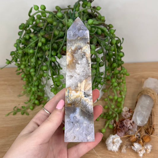 Dendritic Agate Tower (U7)