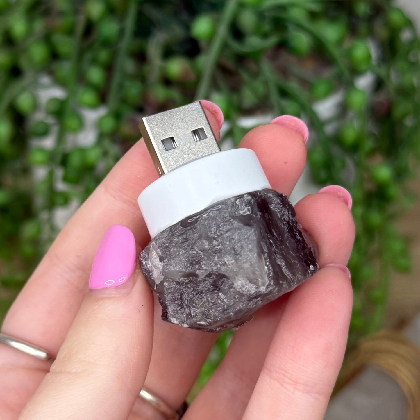 Smokey Quartz Raw Plug In Light 3
