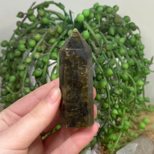 Labradorite Point (A463)