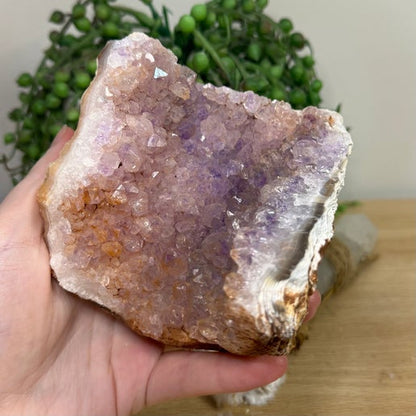 Amethyst / Agate Cave (L250)