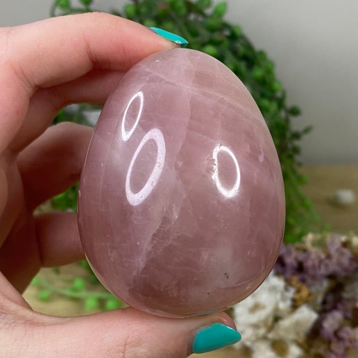 Rose Quartz Egg (A289)