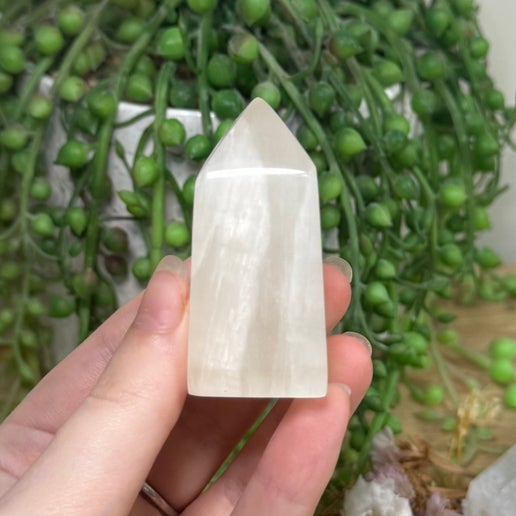 White Calcite Point (J34)