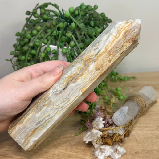 Crazy Lace Agate Tower (K773)