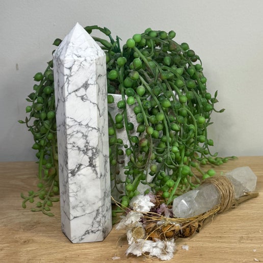 Howlite Tower (D261)