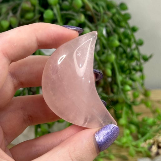 Rose Quartz Moon (G37)