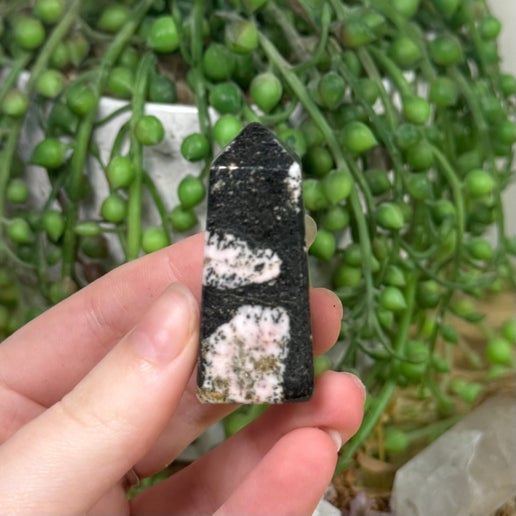 Snowflake Obsidian Point (J84)