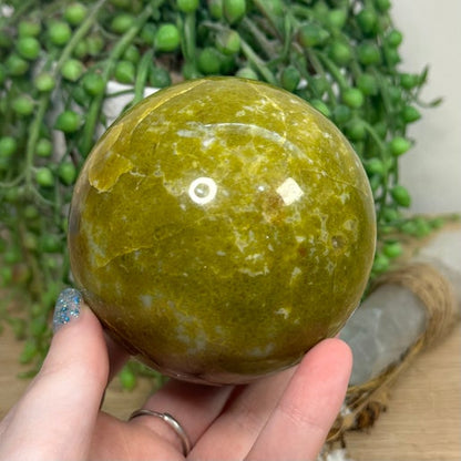 Green Opal Sphere (J727)