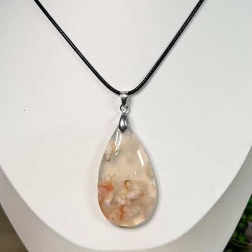 Flower Agate Necklace (E508)