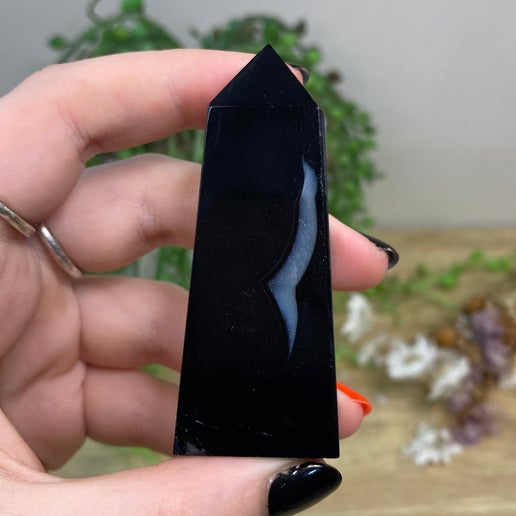 Black Sardonyx Point (B237)