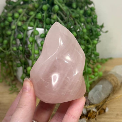 Rose Quartz Flame (K299)