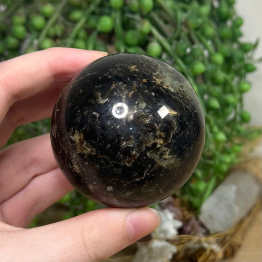 Phlogopite Sphere (E128)