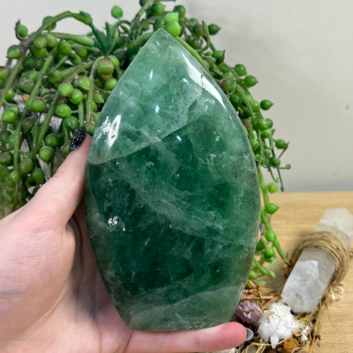 Green Fluorite Arch Free Form (H269)