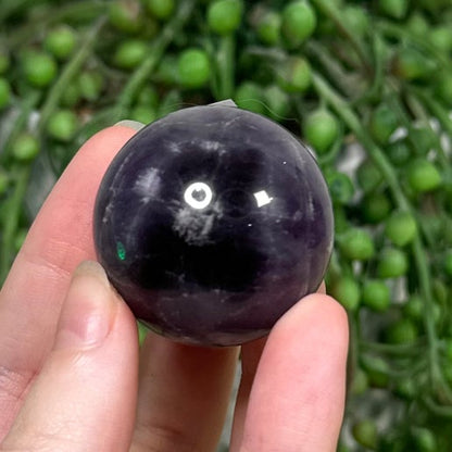 Dream Amethyst Sphere (H938)