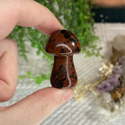 Mahogany obsidian medium mushroom