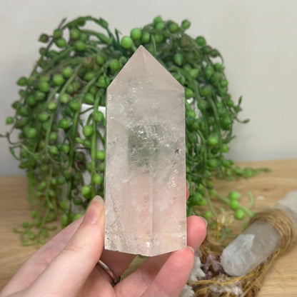 Clear Quartz Point (F75)