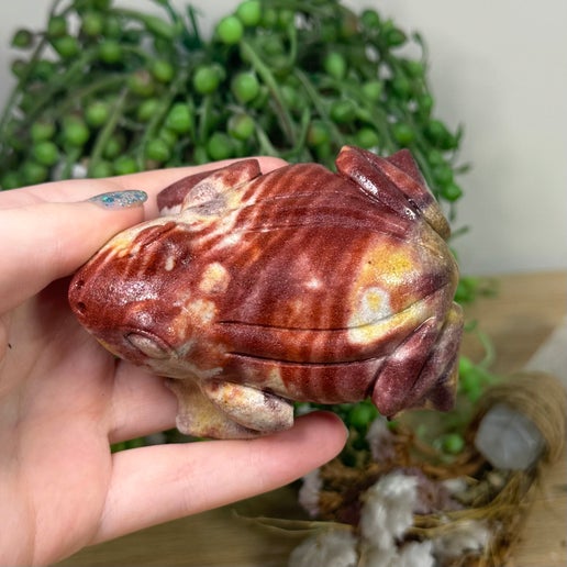 Stripey Agate Frog (L53)