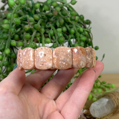 Coral Jade Bracelet (D381)