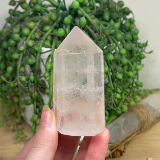 Clear Quartz Point (L536)