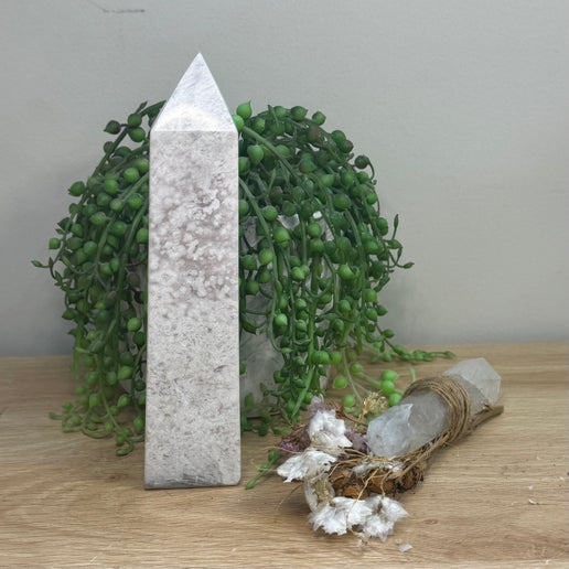 Pink Amethyst Tower (H712)