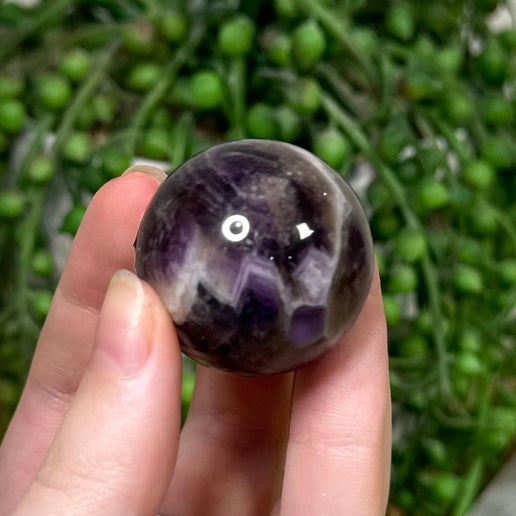 Dream Amethyst Sphere (H937)