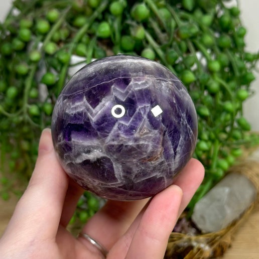 Dream Amethyst Sphere (I318)