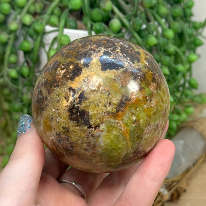 Green Opal Sphere (J726)