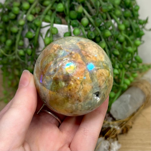 Aura Variscite Sphere (H290)