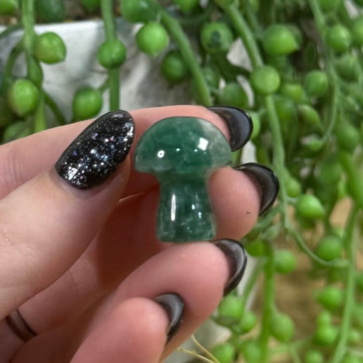 Green Strawberry Quartz Mini Mushroom