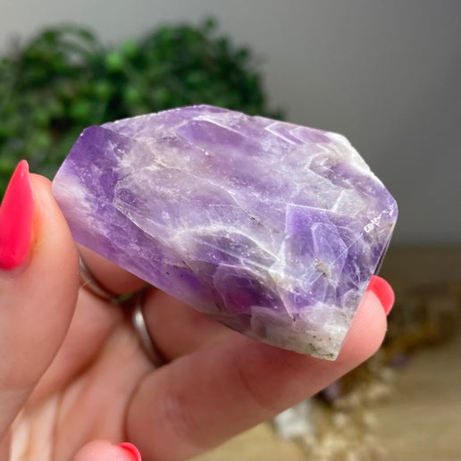 Dream Amethyst Free Form (B76)