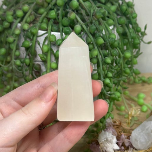 White Calcite Point (J36)