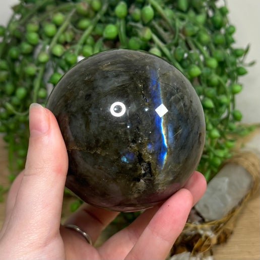 Labradorite Sphere (H743)