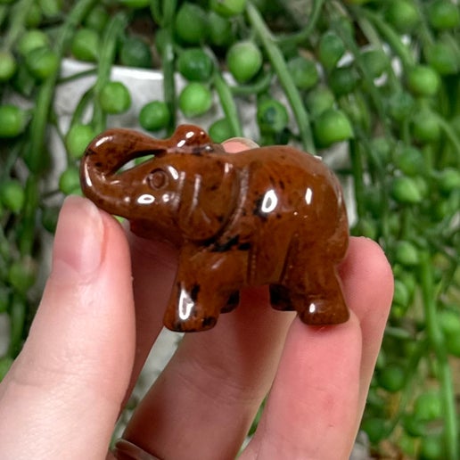 Mahogany Obsidian Elephant (J26)