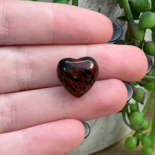 Mahogany Obsidian Tiny hearts