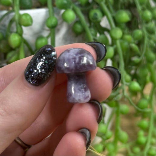 Lepidolite Mini Mushroom