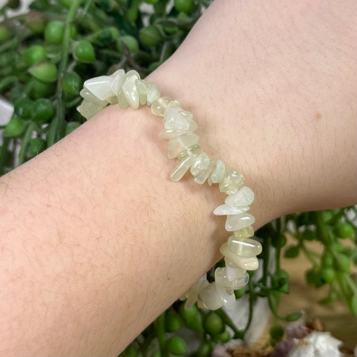 Pistachio Calcite Chip Bracelet