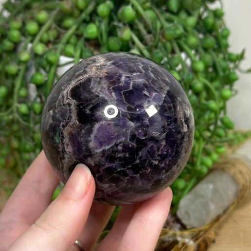 Dream Amethyst Sphere (I324)